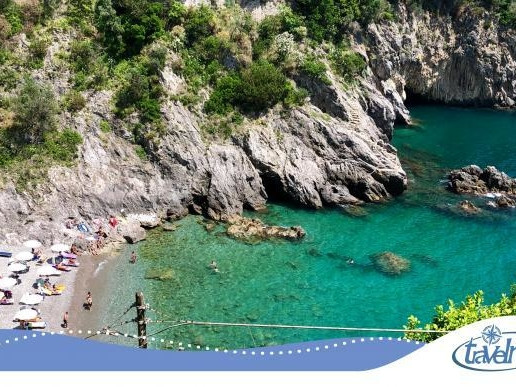 Bays, inlets and beaches on the Amalfi Coast