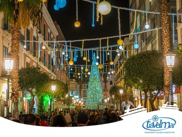 The city of Salerno lights up for Christmas time